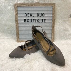 NEW GAP Women’s micro suede gray flats size 6
